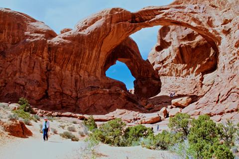 Double Arch Attracts Many Visitors
